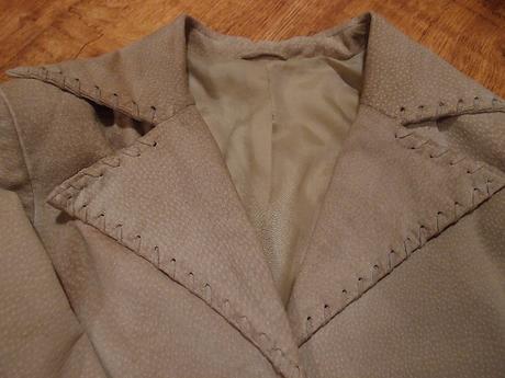 Elegantný jelenicový plášť veľ. 36, s