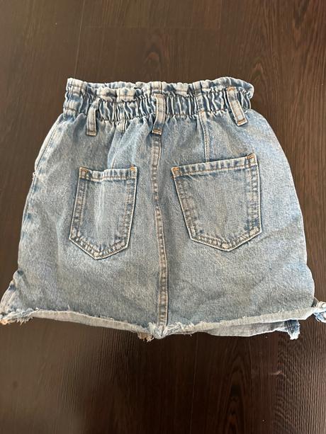 Riflova sukňa, zara,122