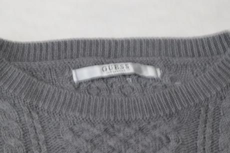 Sveter guess s chybou, guess,s