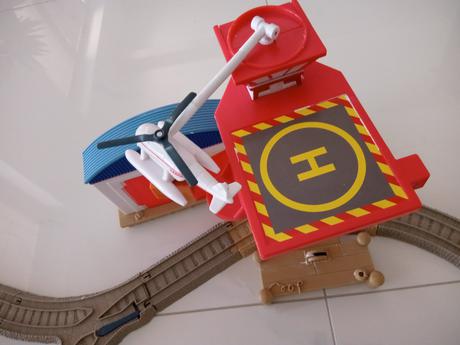 Dráha s heliportom pre vláčiku tomáš a jeho priate, 