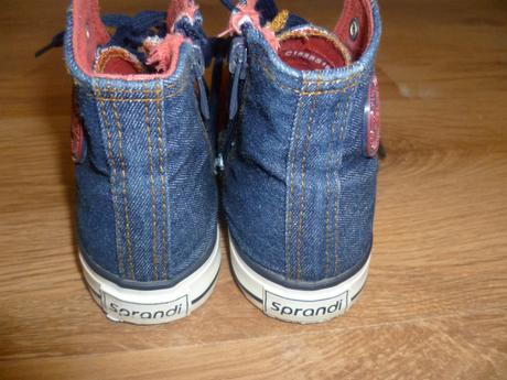 Kotníkové tenisky, 31