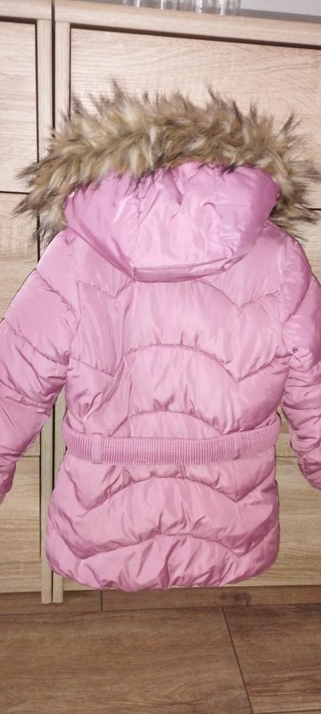 Nádherná bunda, c&a,104