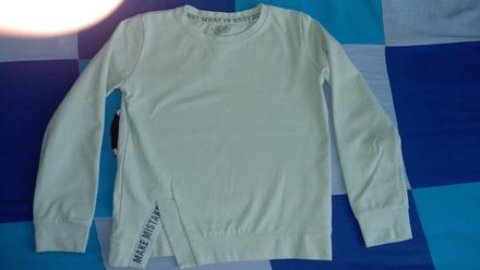 Mikinka, reserved,134