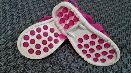 Sandalky do vody, 23