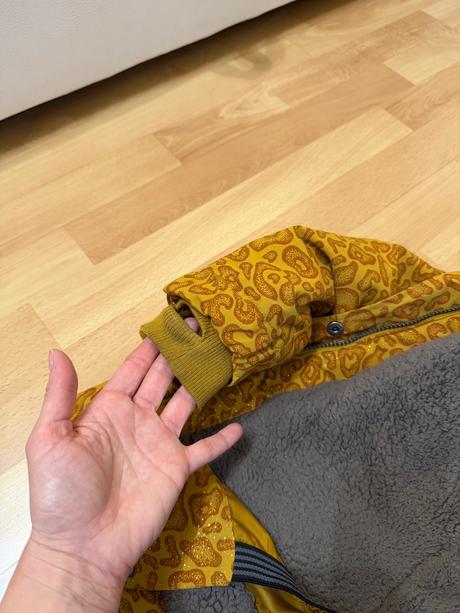 En fant zimna bunda 128, 128