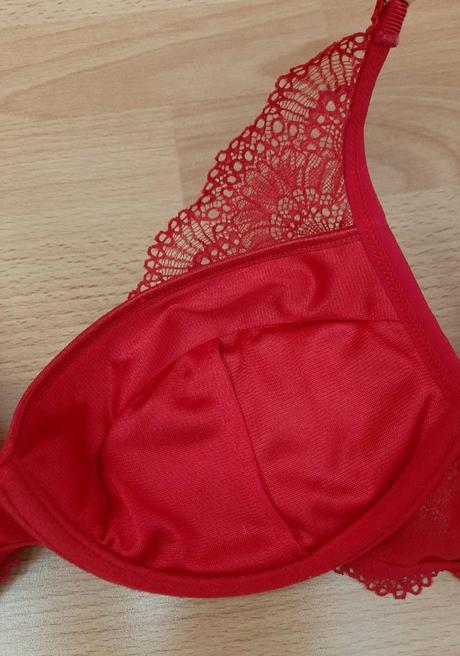 Podprsenka, new balance,75c