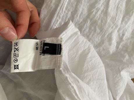 Pekné hodvábne šaty, 