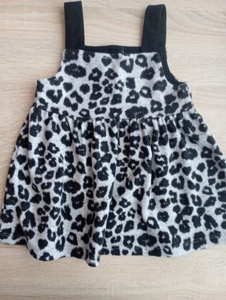 Čierne šaty, f&f,62