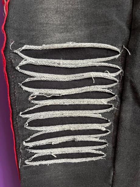 Džegíny s lampasmi, pepperts,128