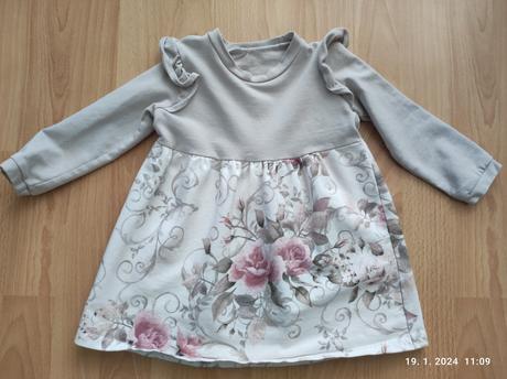 Šaty pre dievčatko, 92