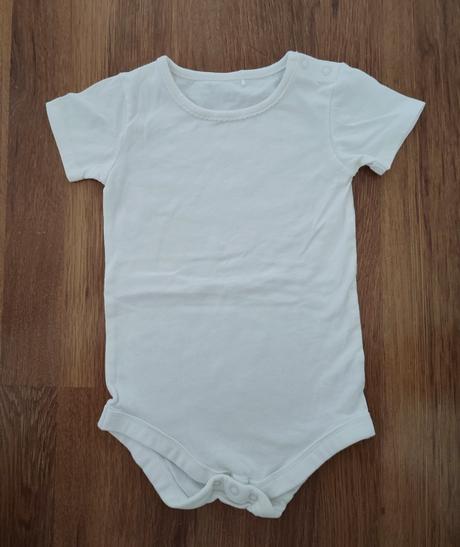 Jednofarebné biele body, tu,92