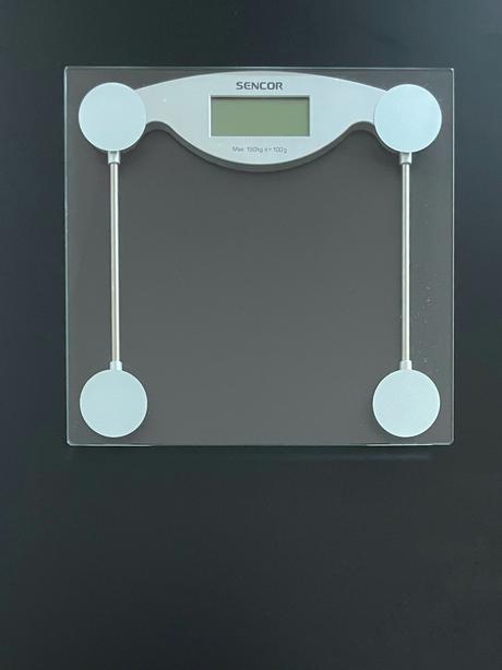 Sencor sklenená priehľadná osobná váha sbs111, 