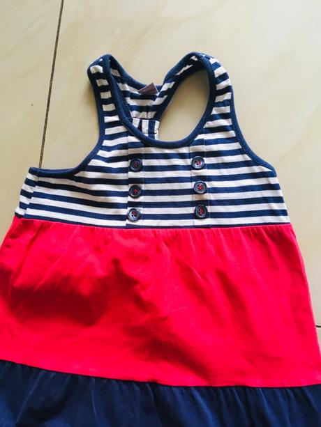 Dlhé šaty, veľ. 134, zn. tu,5 eur, tu,134