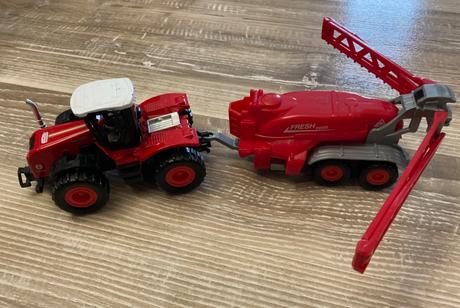 Hračka detský traktor, 