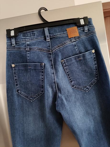 Riani luxusné rifle s vysokým pásom xs, xs