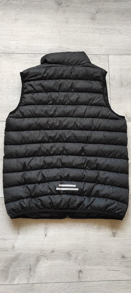 Zateplená vesta, 146