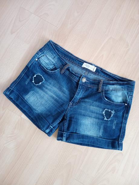 Elasticke riflové šortky s kamienkami, l