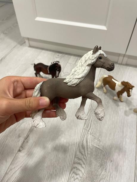 Schleich ťažné kone, 