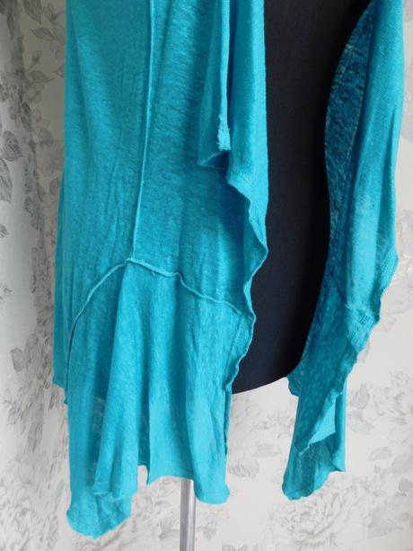 Luxusny lanovy kardigan, 38