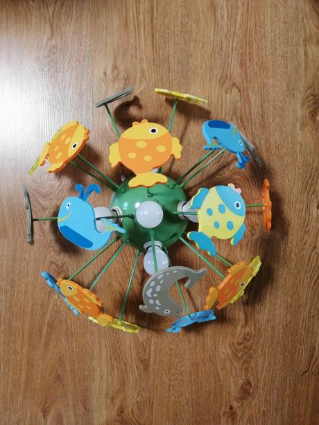 Stropné svietidlo s rybičkami, 