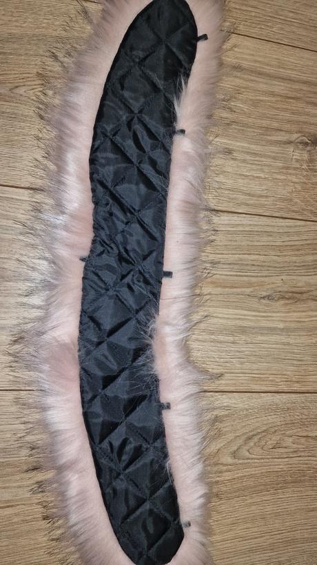 Kožušina na kapucňu, 