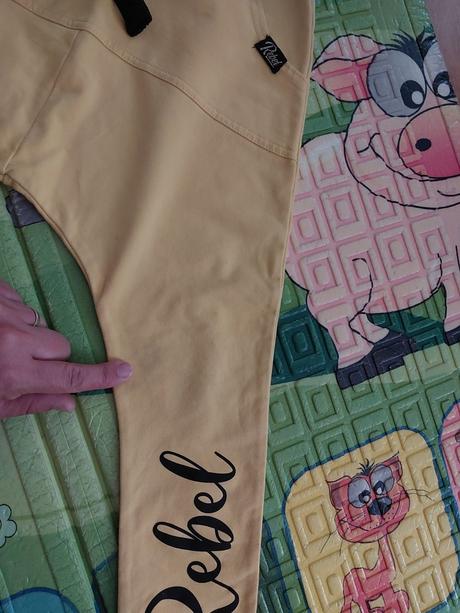 Rebel tepláky, rebel kids,110