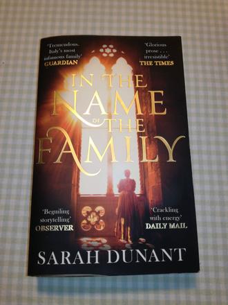 Sarah dunant v anglictine xs24, 