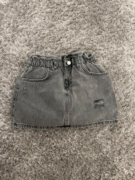 Predám riflovú sukničku, zara,110