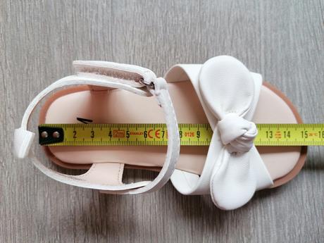 Biele sandalky, h&m,23