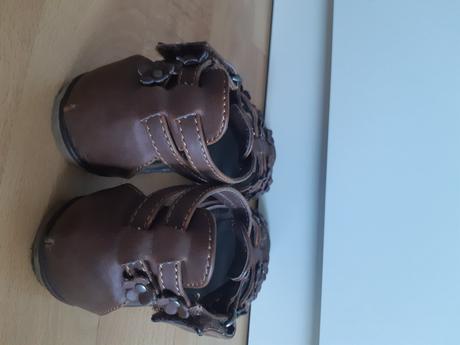 Sandálky, agaxy,31