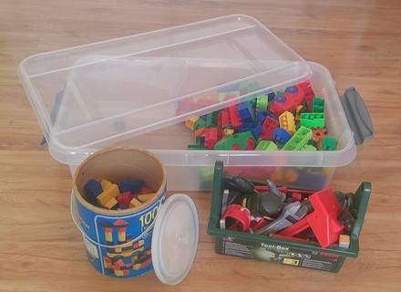 Hračky pre chlapca + uložny box, 