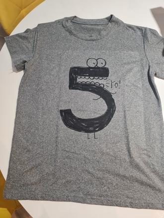 Tričko s číslom 5, 116