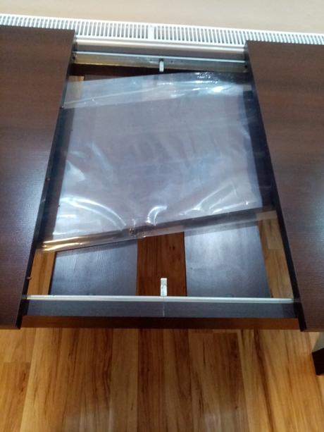 Jedálenský stôl rozťahovací, 