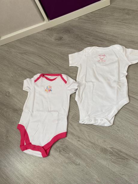 Perfektný stav cena za 2 ks, f&f,80