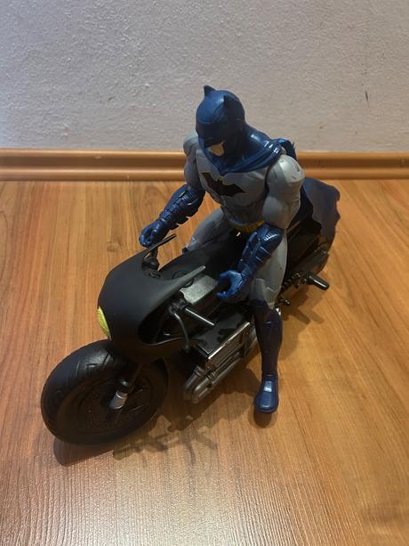 Batmobil a bat motorka, 