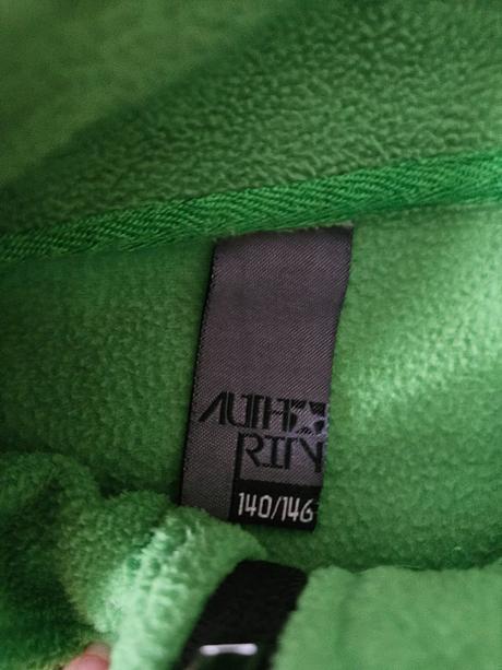 Mikina 140-146, authority,140