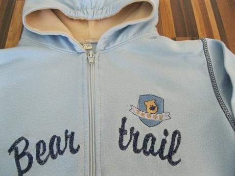 Bledomodrá mikina, 116