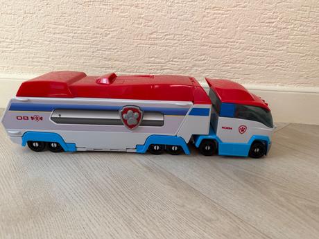 Labkova patrola - labkator + 7 kovovych vozidiel, 