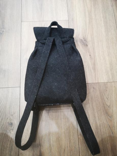 Dámsky batoh, 