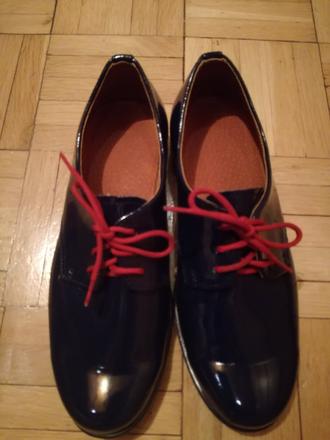 Spolocenske kozene topanky pre fesaka, 31