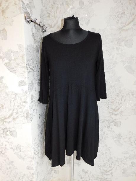 Pekne trendy šaty, 36