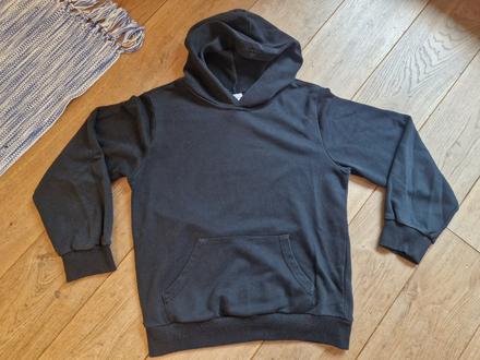 Cierna uni mimina cez hlavu s kapucnou nemecka zn, adidas,152