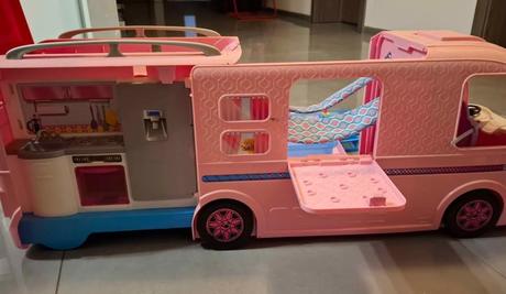 Barbie karavan snov, 