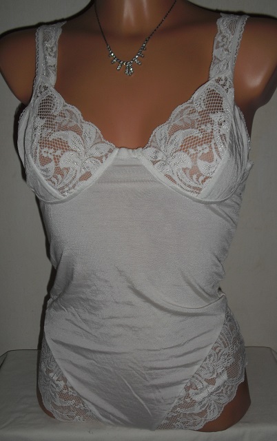 Vanilkove bavlnene svadobne body, s