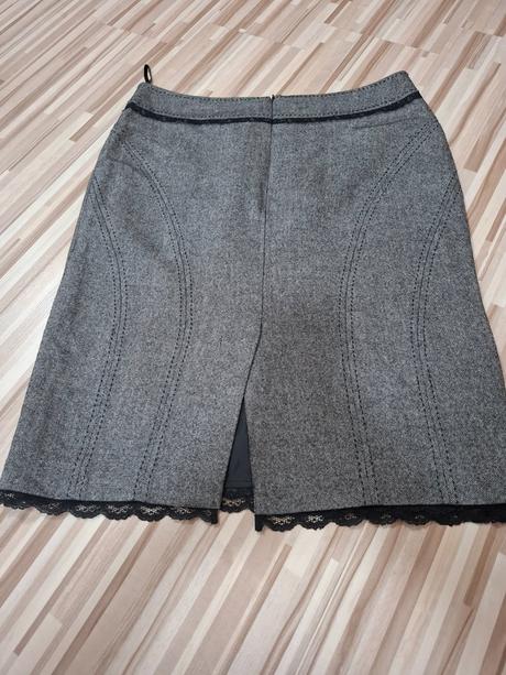 Kvalitná biznis sukňa, marks & spencer,l