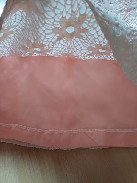 Elegantne šaty, 122