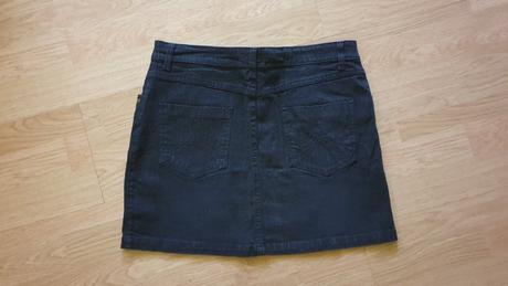 Minisukňa, 38