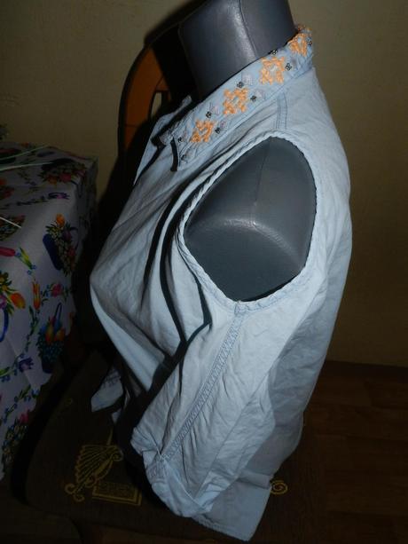 Blúzočka s otvorenými ramenami riflova, m