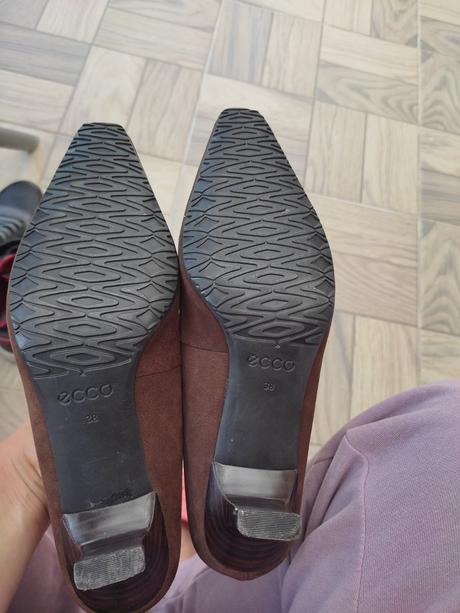 Lodičky tmavohnedé, ecco,38