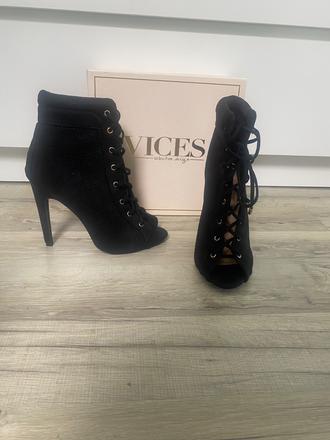 Čierne členkové topánky, 36